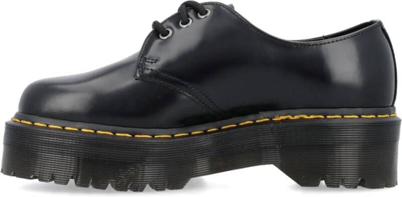 Dr. Martens Zwarte Gesloten Quad Veterschoenen Black Dames