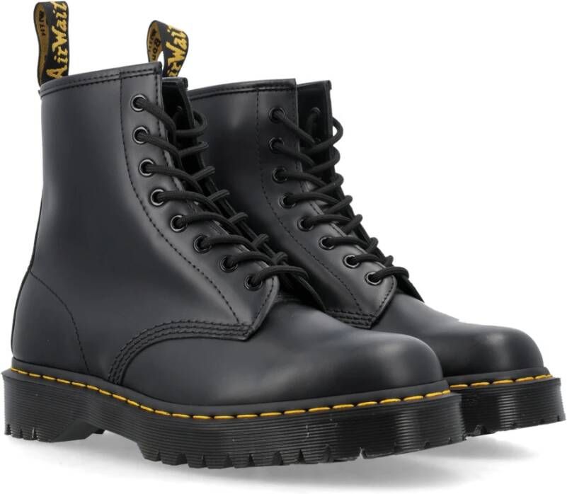 Dr. Martens Zwarte Gesloten Schoenen 1460 Bex Laarzen Black Dames