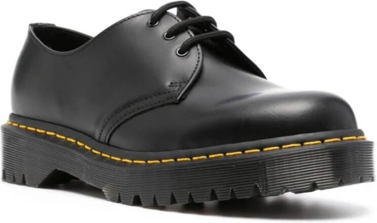 Dr. Martens Zwarte leren platte schoenen met lug zool Black Heren