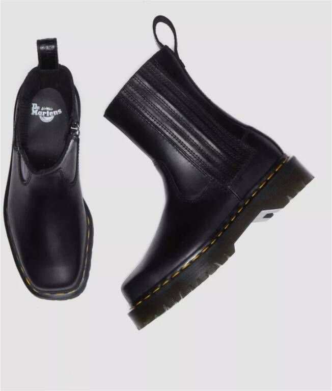 Dr. Martens Zwarte Orleans Laars met Vierkante Neus Black Dames