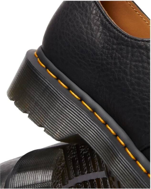 Dr. Martens Zwarte platte schoenen Ambassador leer Black Heren