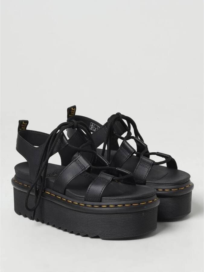 Dr. Martens Zwarte Sandalen voor Stijlvolle Voeten Black Dames