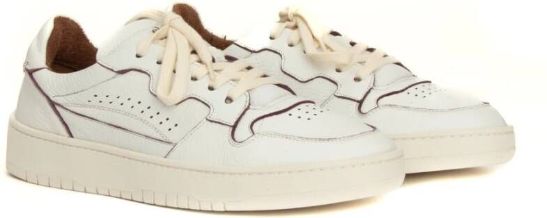 Eleventy Witte Cervo Sneaker Platte Schoenen Beige Heren