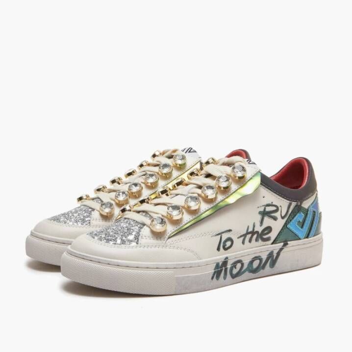 Emanuelle Vee Witte sneakers met glitterdetails White Dames