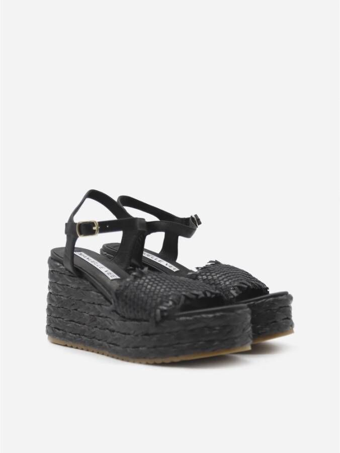 Emanuelle Vee Zwarte Geweven Leren Sleehak Sandalen Black Dames