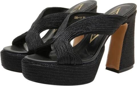 Emanuelle Vee Zwarte Sandalen Comfortabel en Stijlvol Black Dames