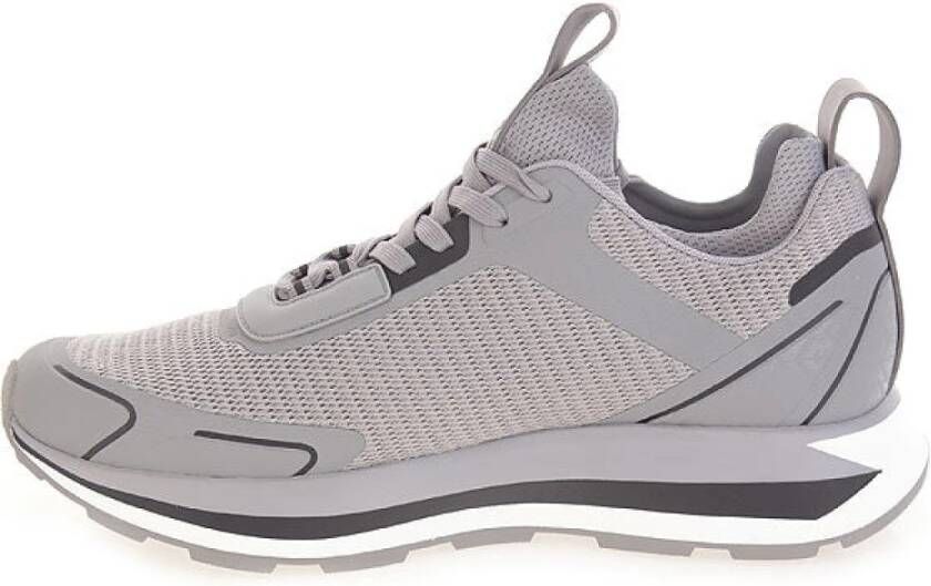 Emporio Armani EA7 Lichtgrijze Sneakers met Metalen Adelaars Gray Heren