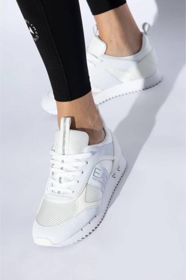 Emporio Armani EA7 Sportschoenen met logo White Dames