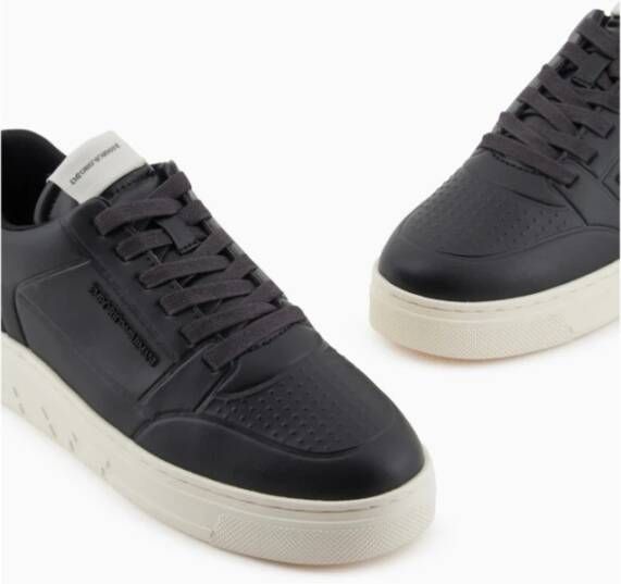 Emporio Armani Stijlvolle Array Sneakers Groot Black Dames