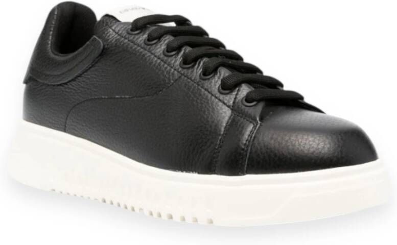 Emporio Armani Stijlvolle Sneakers voor Mannen en Vrouwen Black Heren