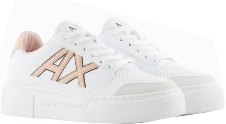 Emporio Armani Stijlvolle Sneakers voor Mannen White Dames