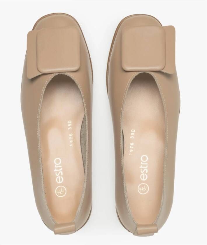 Estro Dames Beige Leren Ballet Flats met Decoratieve Versiering Beige Dames