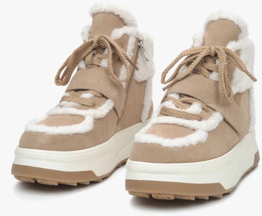 Estro Beige Velours Enkellaarzen voor Dames voor de Winter met Wollen Voering Beige Dames