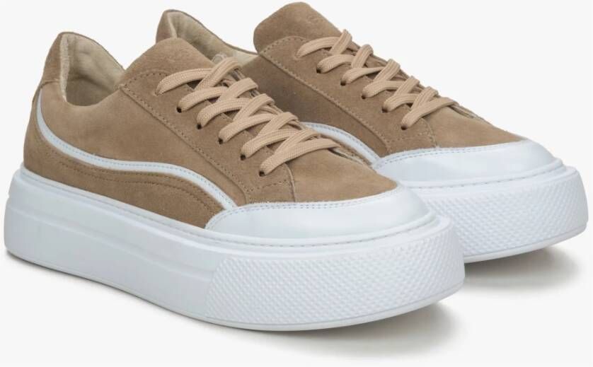 Estro Dames Bruine Lage Sneakers gemaakt van Echt Italiaans Velours Er00115644 Brown Dames