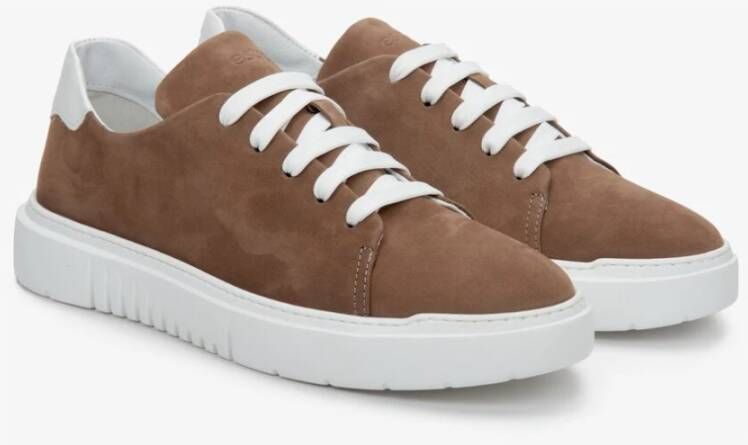 Estro Heren Bruine Lage Sneakers gemaakt van Nubuck Er00111157 Brown Heren