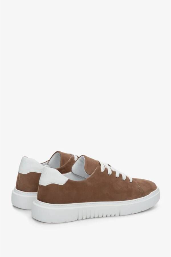 Estro Heren Bruine Lage Sneakers gemaakt van Nubuck Er00111157 Brown Heren