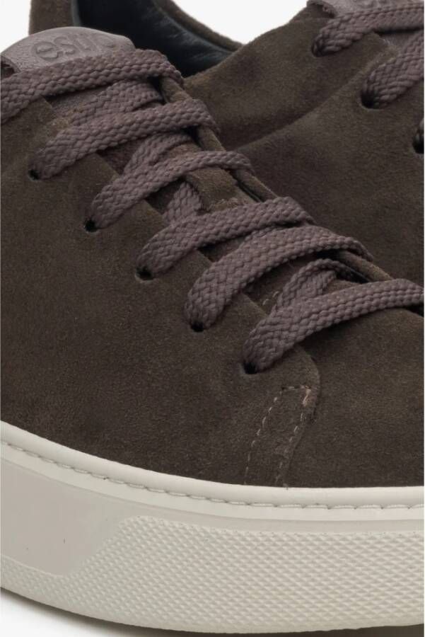 Estro Dames Donkerbruine Lage Sneakers gemaakt van Premium Italiaans Echt Velours Brown Dames