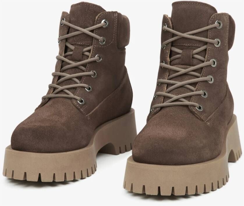 Estro Donkerbruine Veterschoenen voor Dames gemaakt van Echt Italiaans Velours Brown Dames