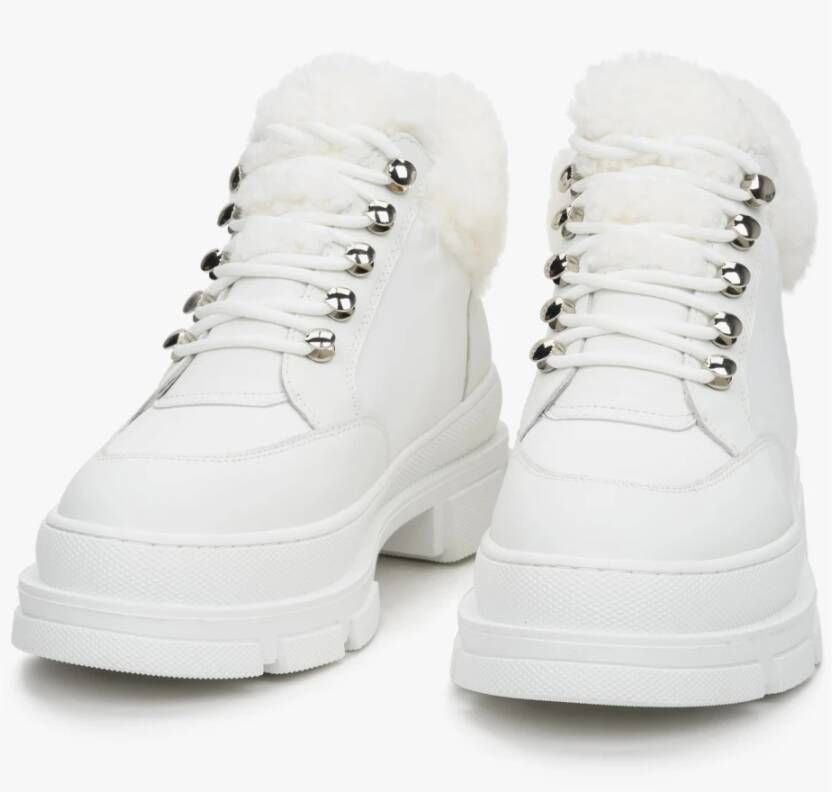 Estro Dames Witte Veterschoenen voor de Winter met Echt Bont Er00112246 White Dames