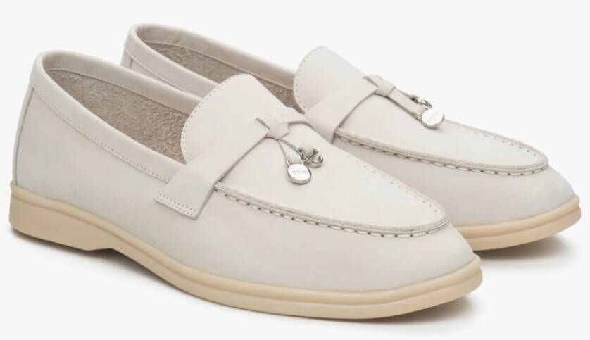 Estro Dames Lichtbeige Kwast Loafers gemaakt van Nubuck Beige Dames