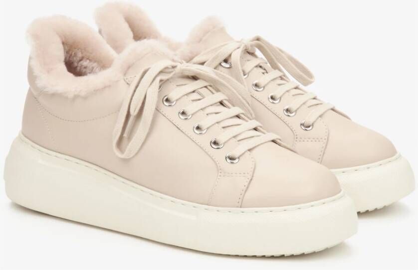 Estro Lichtbeige lage winter sneakers voor dames met bontvoering Beige Dames