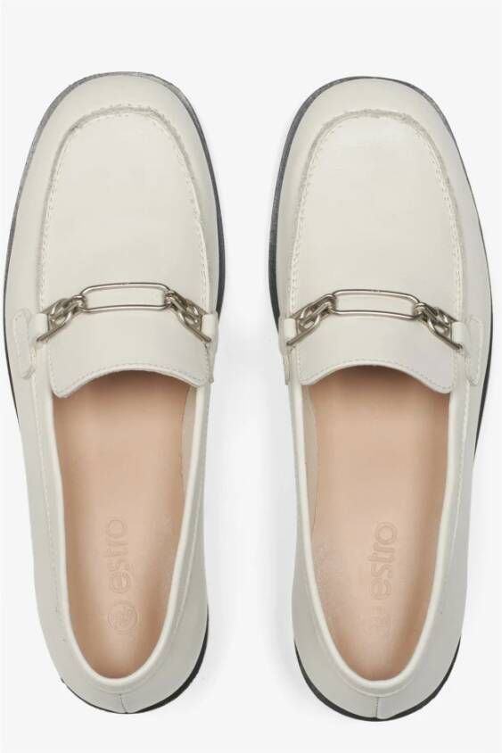 Estro Dames Crème Beige Leren Loafers met een Zilveren Ketting Er00114675 Beige Dames