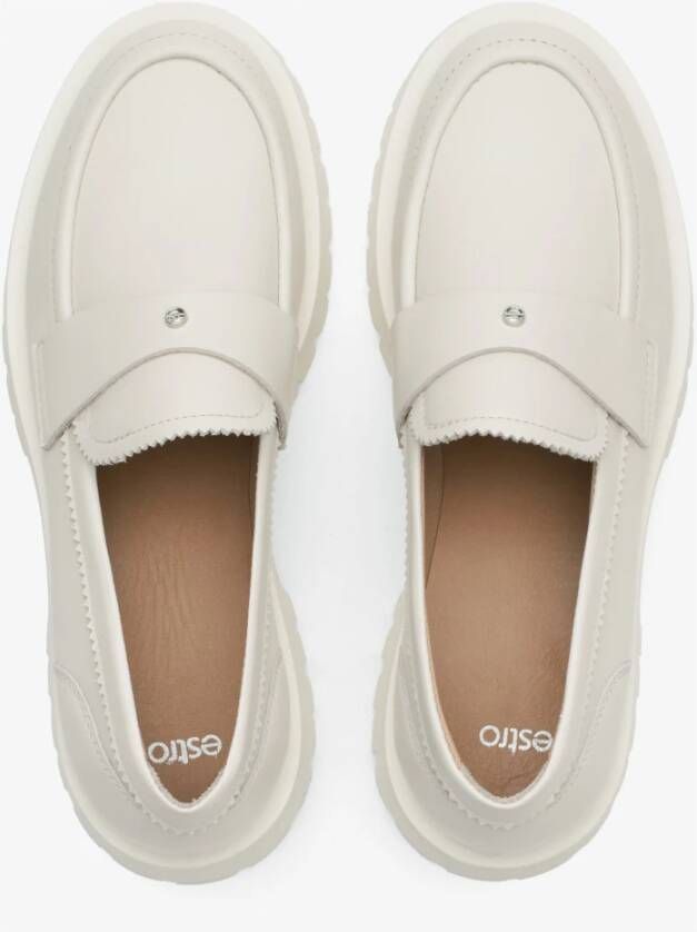 Estro Dames Lichtbeige Leren Loafers met een Chunky Zool Er00114644 Beige Dames