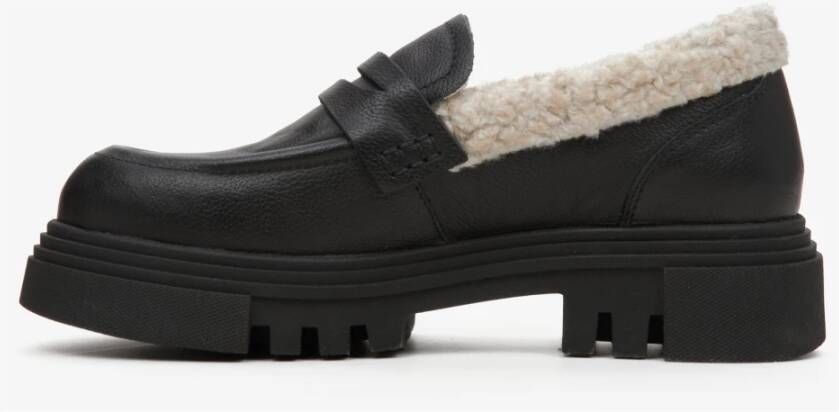 Estro Zwarte Leren Loafers voor Dames met Contrasterende Isolatie voor de Winter Black Dames