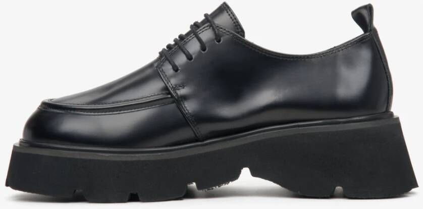 Estro Dames Zwarte Leren Brogues met Dikke Zool Er00113810 Black Dames