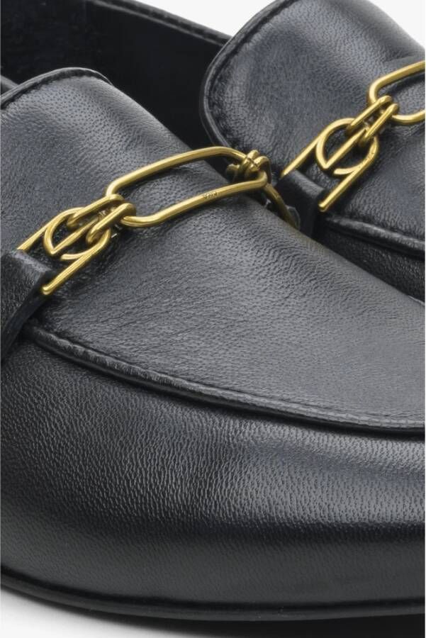 Estro Dames Zwarte Leren Penny Loafers met een Zilveren Ketting Er00113298 Black Dames