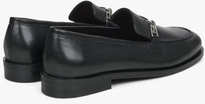 Estro Dames Zwarte Leren Penny Loafers met een Zilveren Ketting Er00114527 Black Dames