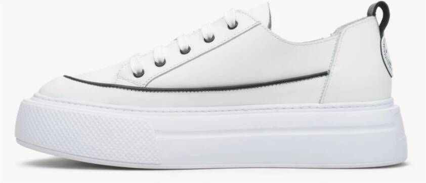 Estro Dames Witte Lage Top Leren Sneakers Er00113496 White Dames