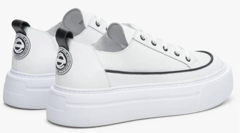 Estro Dames Witte Lage Top Leren Sneakers Er00113496 White Dames