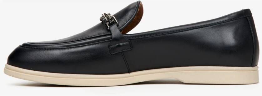 Estro Zwarte loafers voor dames gemaakt van premium Italiaans echt leer met een zilveren ketting Black Dames