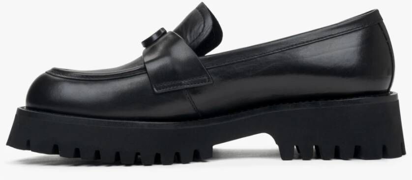 Estro Zwarte leren pennyloafers voor dames Black Dames