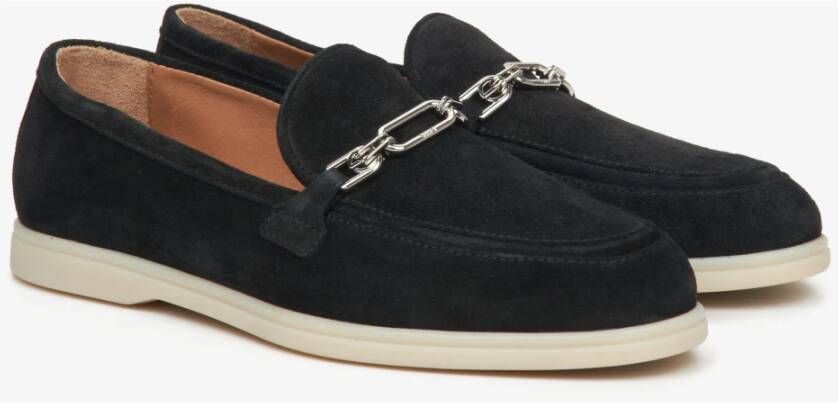 Estro Zwarte loafers voor dames gemaakt van premium Italiaans echt velours met een zilveren ketting Black Dames