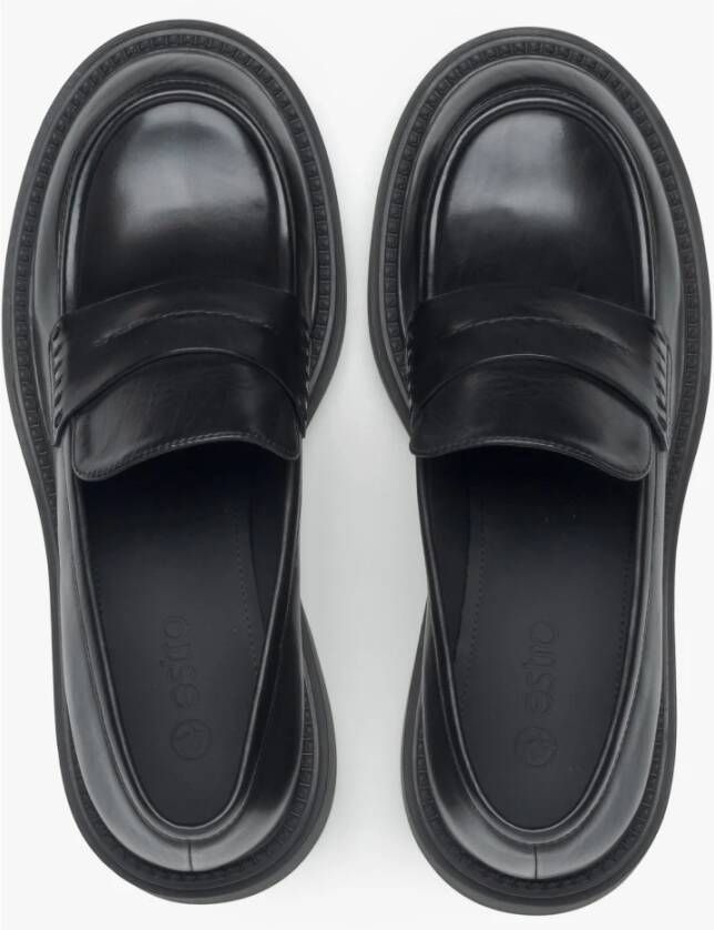 Estro Zwarte Penny Loafers voor dames met vierkante hak Black Dames