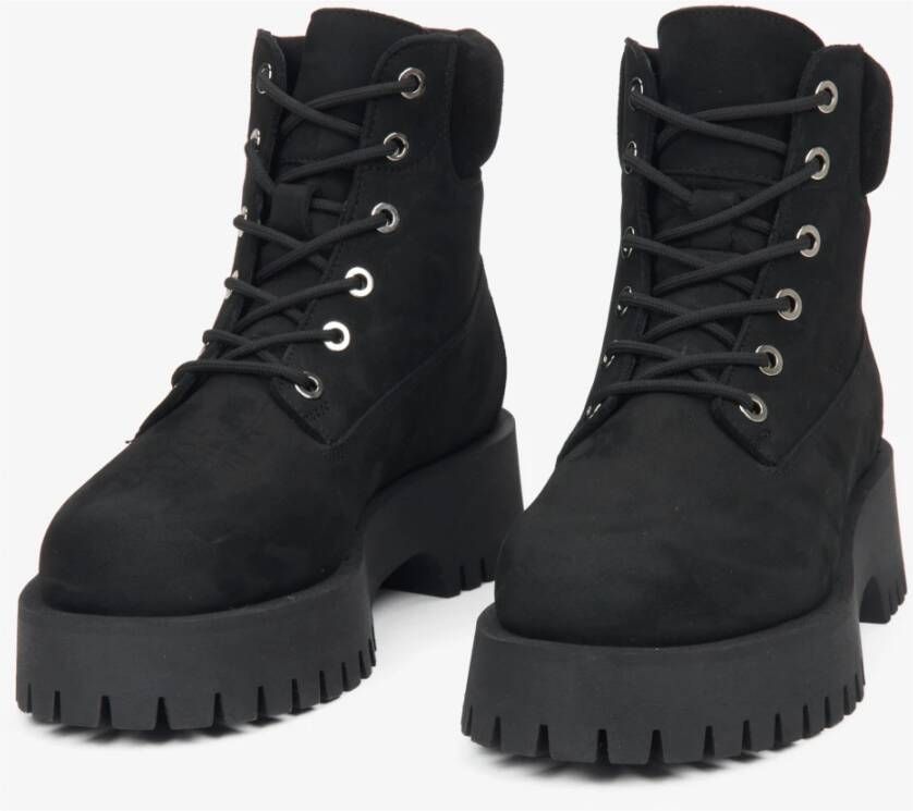 Estro Zwarte veterschoenen voor vrouwen gemaakt van echt Italiaans nubuck Black Dames