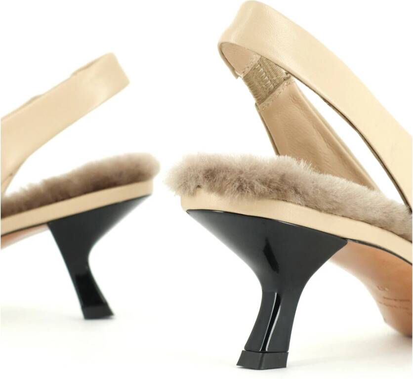 Fabio Rusconi Luxe Sheepskin Fur Lined Pointed Heels Beige Dames