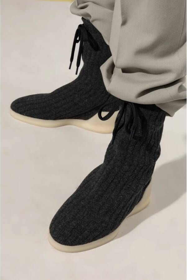 Fear Of God Enkellaarzen Moc Knit Hi Gray Heren