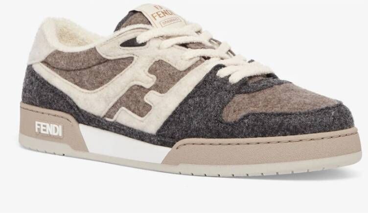 Fendi Platte schoenen voor vrouwen Beige Heren