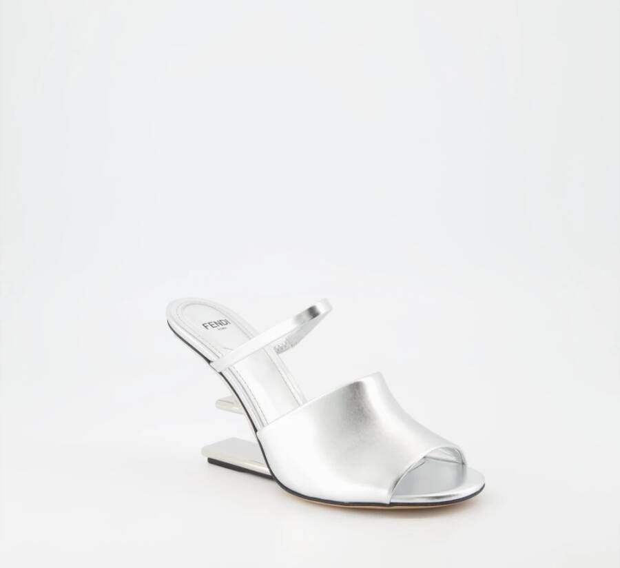 Fendi Sculpture Heel Sandalen Gray Dames