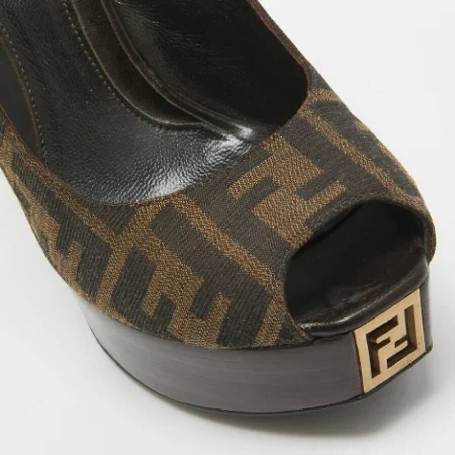 Fendi Vintage Pre-owned Canvas heels Brown Dames