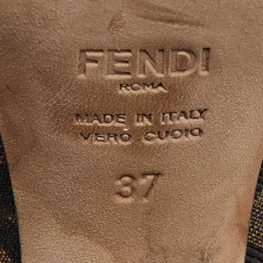 Fendi Vintage Pre-owned Canvas sandals Brown Dames