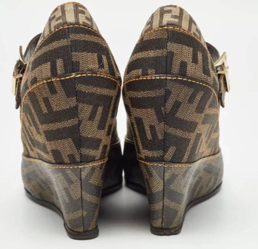 Fendi Vintage Pre-owned Coated canvas heels Brown Dames