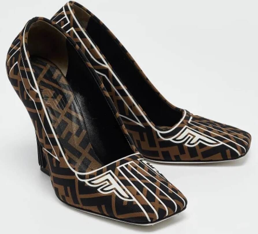 Fendi Vintage Pre-owned Fabric heels Brown Dames