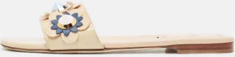 Fendi Vintage Pre-owned Leather flats Beige Dames