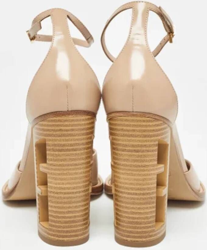 Fendi Vintage Pre-owned Leather heels Beige Dames