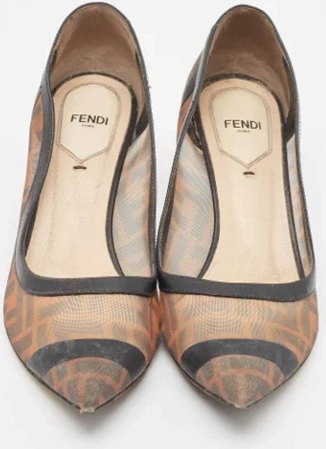 Fendi Vintage Pre-owned Leather heels Beige Dames