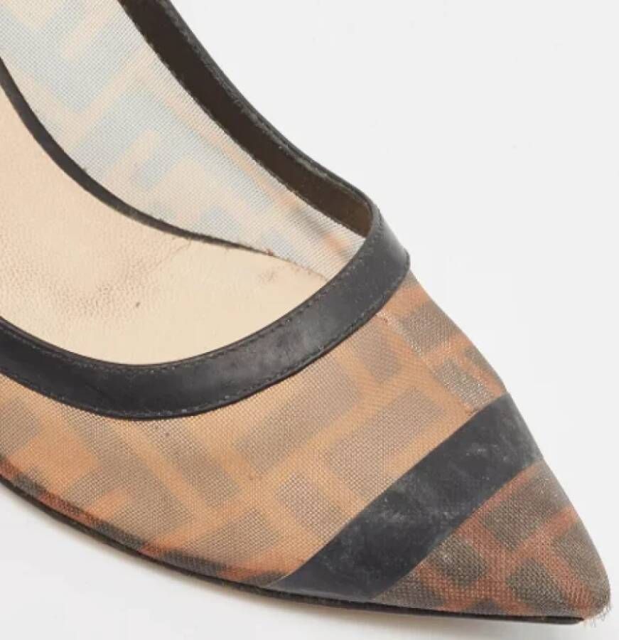 Fendi Vintage Pre-owned Leather heels Beige Dames